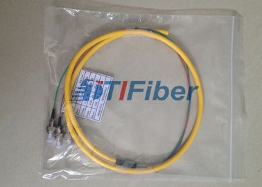 Trança de fibra ótica amarela ST/UPC de Pigatil Singelmode da fibra ótica do núcleo do revestimento de PVC 4